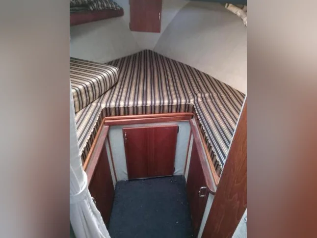 Bayliner Motoyacht 3288 1991, quai payé a Berthier thumbnail 5