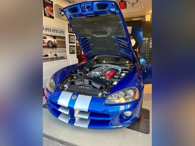 Dodge Viper 2006 thumbnail 4