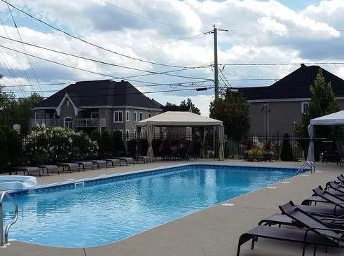 Superbe condo à excellent rapport qualité-prix dans les basses Laurentides thumbnail 2