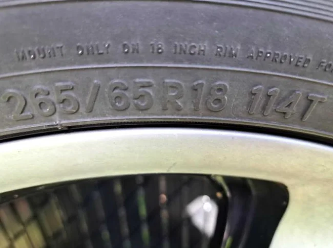 Roues, pneus 4 saisons et jantes. thumbnail 3