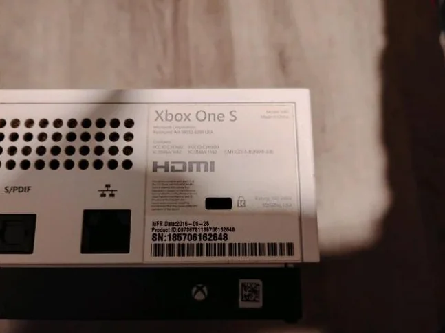 Xbox one série s 2tb thumbnail 4