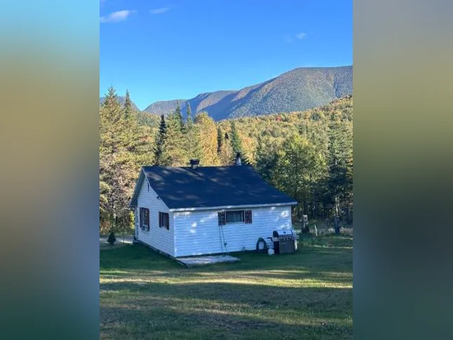 Chalet à vendre ou à louer location longterme thumbnail 6