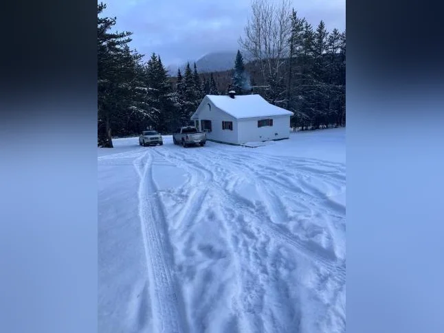 Chalet à vendre ou à louer location longterme thumbnail 4