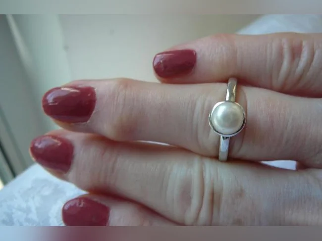 Bague en Argent 925. sertie d'une PERLE d'eau Douce .( 9 )