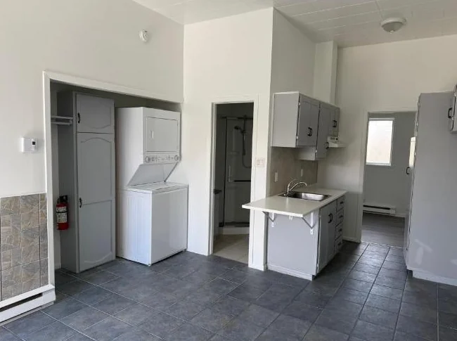 4 1/2 logement