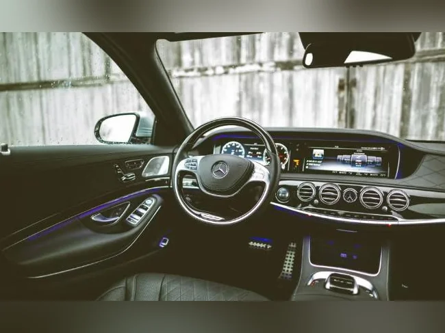 Mercedes Benz Classe S 550 Black Edition 2017 116km garantie novembre 2028, fully equiped, sun roof moon roof et plus thumbnail 2