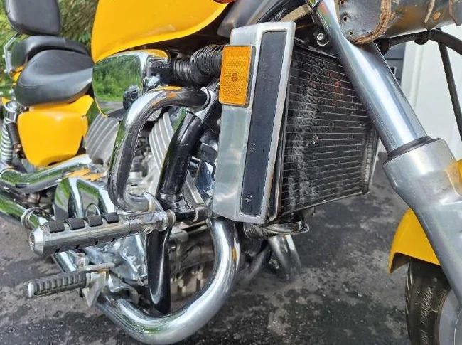 Honda Magna 750 thumbnail 7