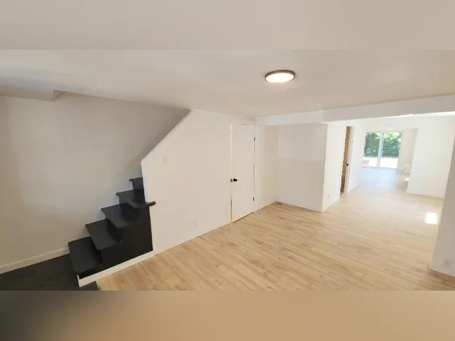 Grand 5 1/2 (maison de ville) – Salaberry-de-Valleyfield (RÉNOVÉ)