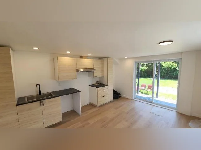 Grand 5 1/2 (maison de ville) – Salaberry-de-Valleyfield (RÉNOVÉ) thumbnail 2