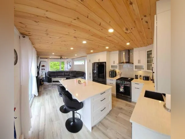 Mini maison ilo sur le Domaine Dauphinais thumbnail 3