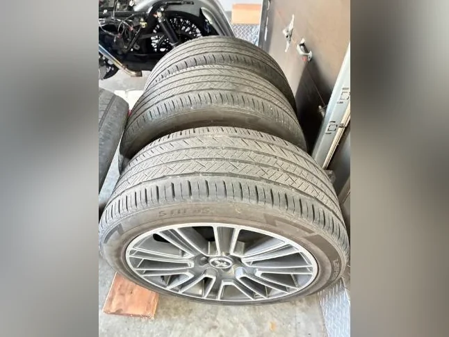 Roue (mags) d'origine Mustang