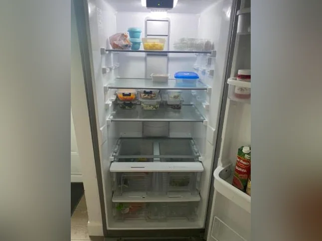 Ensemble ( refrigérateur, congélateur, laveuse et secheuse, lave vaisselle et poèle) thumbnail 8