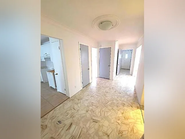 Grand 5 1/2 RDC avec jardin – Anjou – 1800 $ – Métro Radisson thumbnail 4