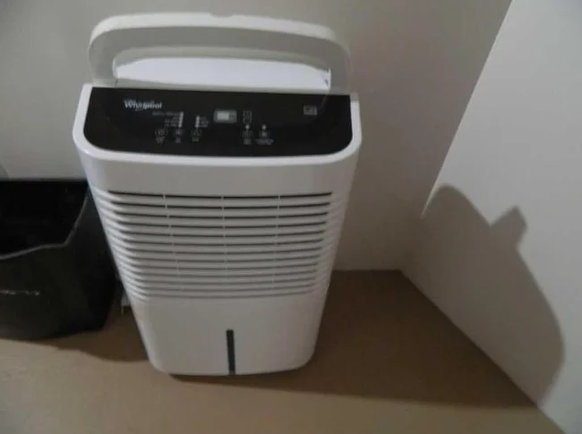 DÉCHUMIDIFICATEUR WHIRPOOL