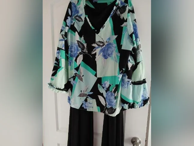 blouse  pour femme large thumbnail 4