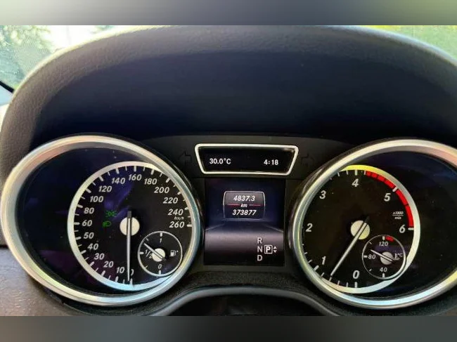 Mercedes ML 350 4 Matic 2014 en excellente condition thumbnail 6