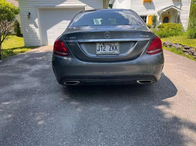 Mercedes C300 thumbnail 3