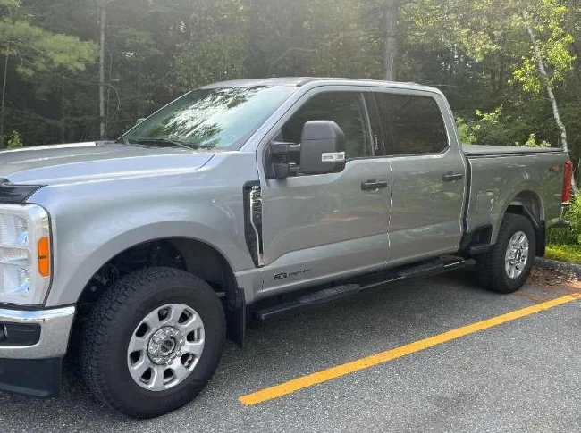 FORD 250 XLT 2023 thumbnail 3