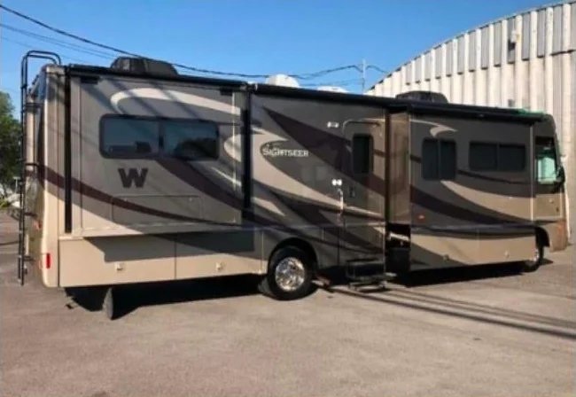 Motorisé Winnebago Seightseer 33c thumbnail 2