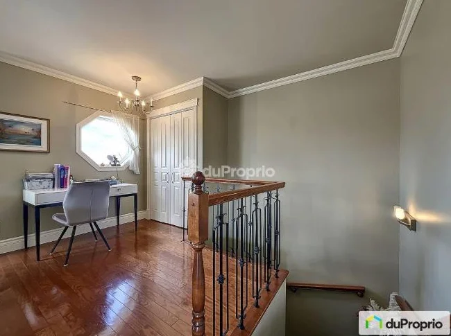 LEBOURGNEUF CONDO CLÉ EN MAIN AVEC 3 STATIONNEMENTS OPPORTUNITÉ RARE ! thumbnail 8