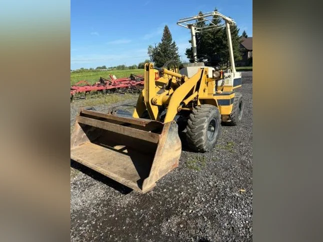 Komatsu thumbnail 2
