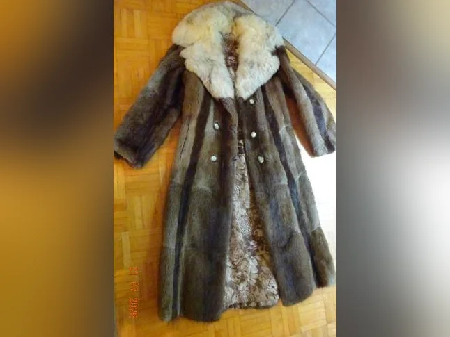 manteau de fourrure en rat musqué vintage