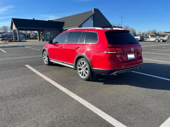 Volkswagen Alltrack 2018 thumbnail 3