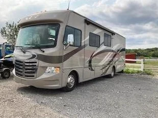 Motorisé Thor Ace classe A 2014 30 pieds moteur Triton V10 6.8 litre 362hp