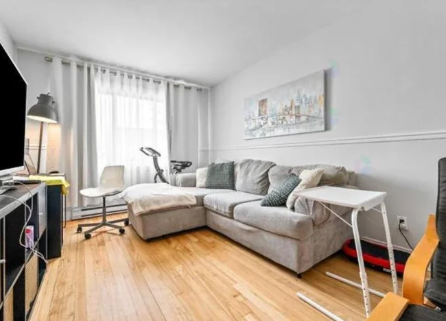 Grand 5 1/2 à louer pour le 1er juillet au 9310 avenue Bruchési à Montréal , Faites -vite! thumbnail 3