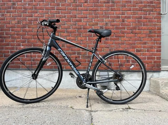 Velo Hybride Cannondale Quick