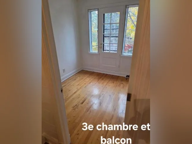 Haut de duplex 5 1/2 avec terrasse thumbnail 10