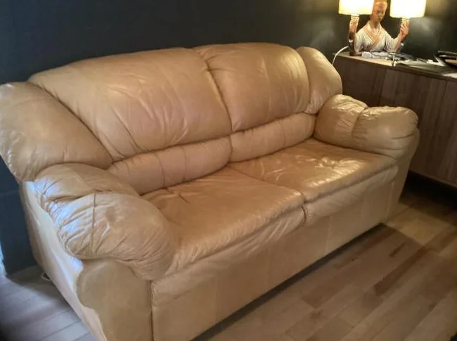 Divan lit en cuir orange