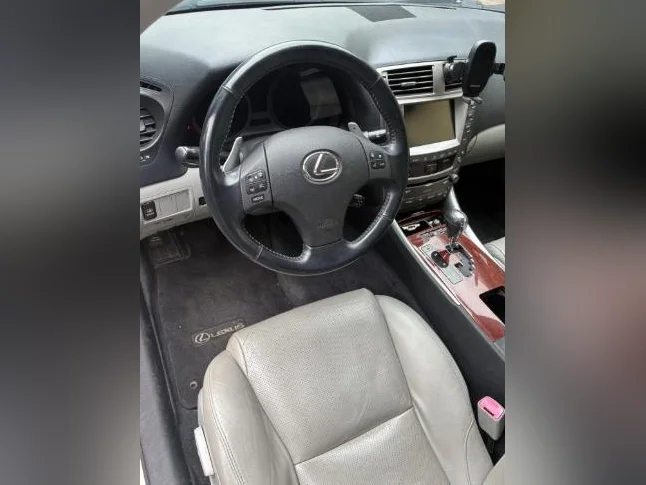 Lexus is250 2007 thumbnail 8