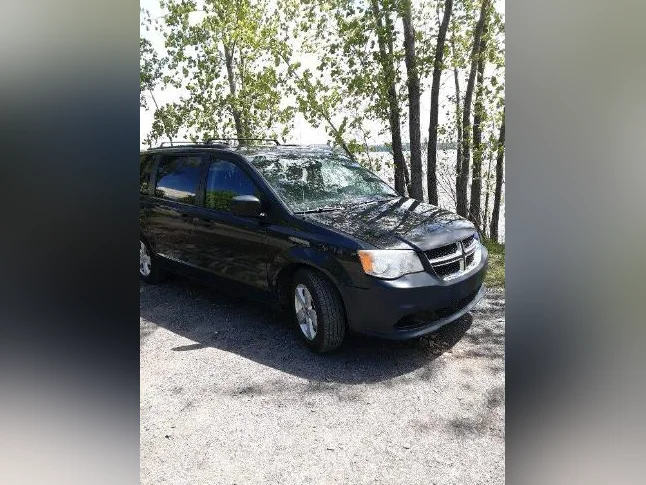 Grand Caravan 87,700 km thumbnail 2