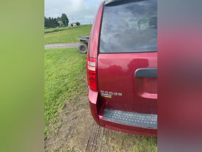 Dodge grand caravan 2010 thumbnail 4
