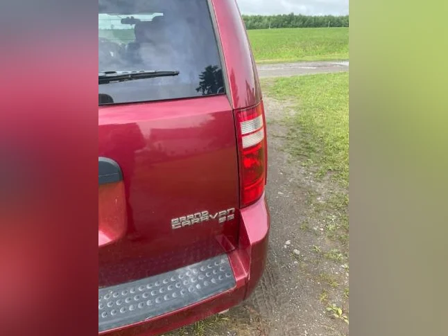 Dodge grand caravan 2010 thumbnail 3