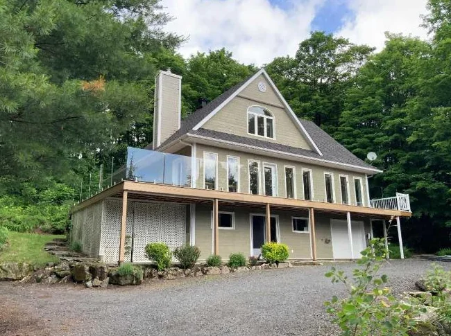Maison à louer au coeur de la montagne de Shefford
