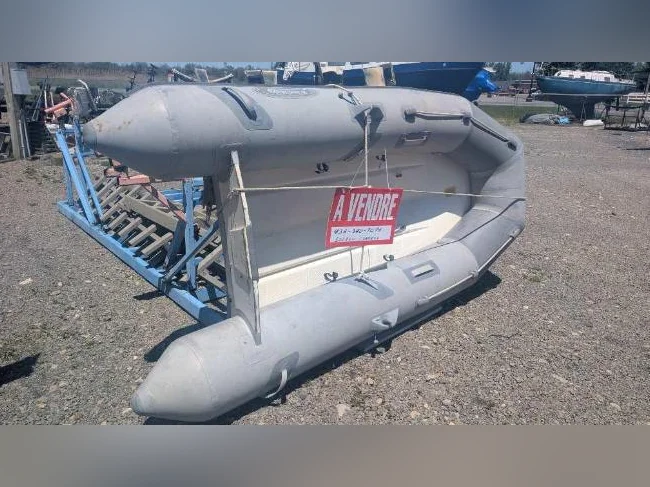 Annexe de bateau / Dinghy 10,2 pieds thumbnail 3