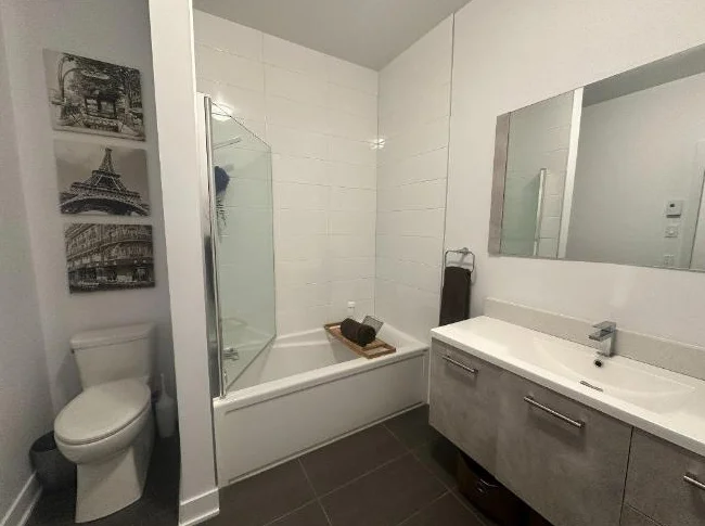 Condo 2 chambres et 2 salles de bain - 12e mois gratuit thumbnail 7