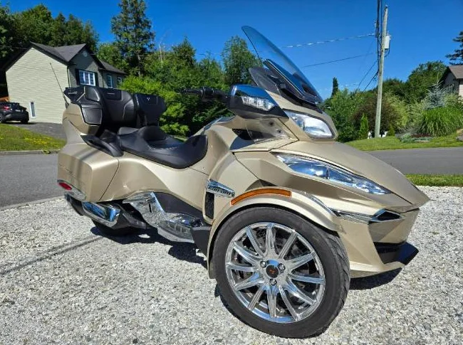Can-Am Spyder RT Limited 2017 thumbnail 3