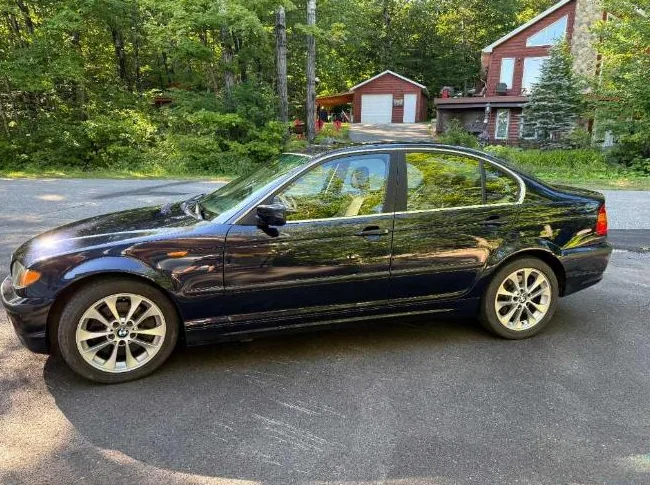 BMW 330Xi 2004 thumbnail 2