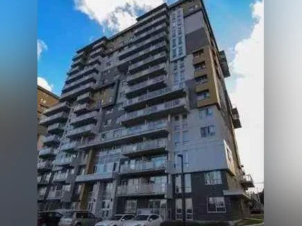 Trés grand 5 1/2 avec charge incluse