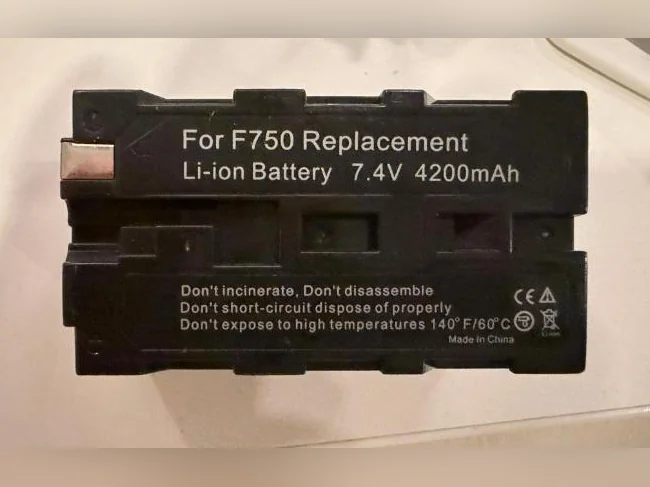 Ensemble de 4 panneaux d’éclairage vidéo LED508A – Kit complet thumbnail 3
