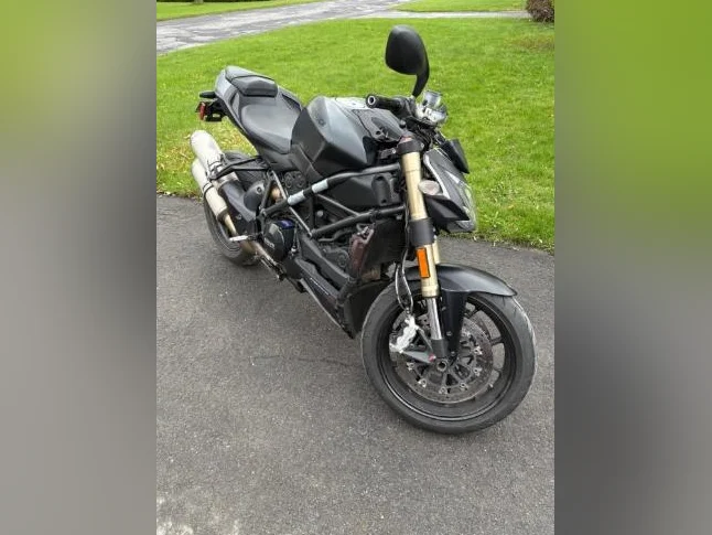 Ducati thumbnail 5