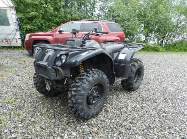 2003 YAMAHA KODIAC 450 CC 4 ROUES MOTRICES (4169 KM)