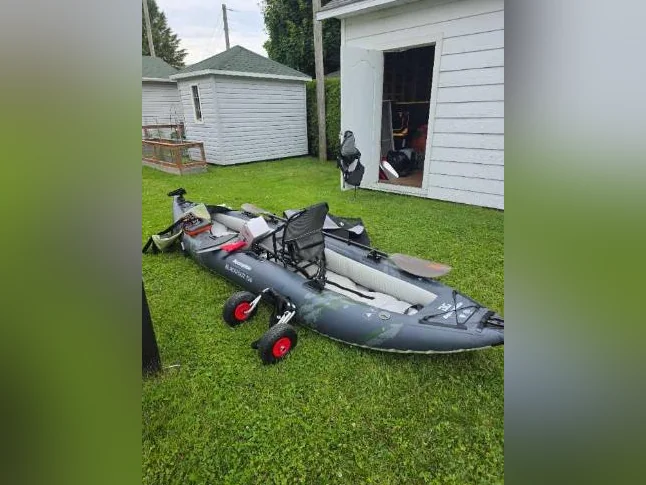 Kayak Blackfoot 130