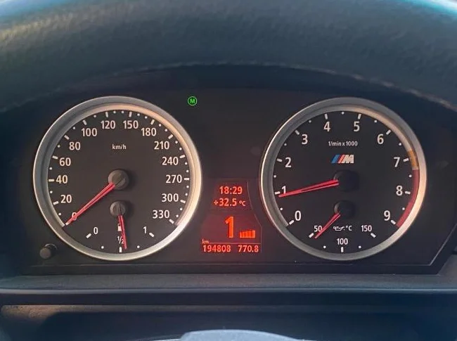 BMW E60 M5 thumbnail 9