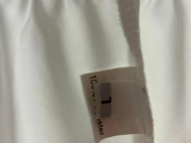 Pantalon 3/4 et haut neufs thumbnail 7