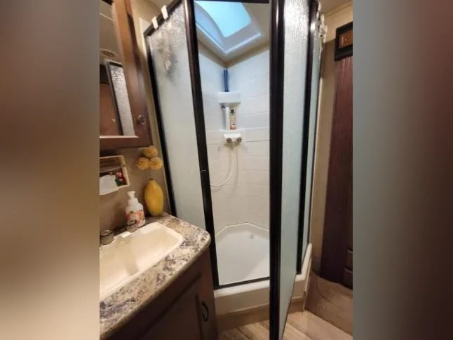Roulotte Eagle Jayco 30', 2015 thumbnail 9
