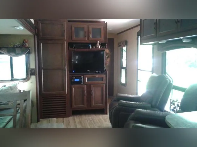 Roulotte Eagle Jayco 30', 2015 thumbnail 5